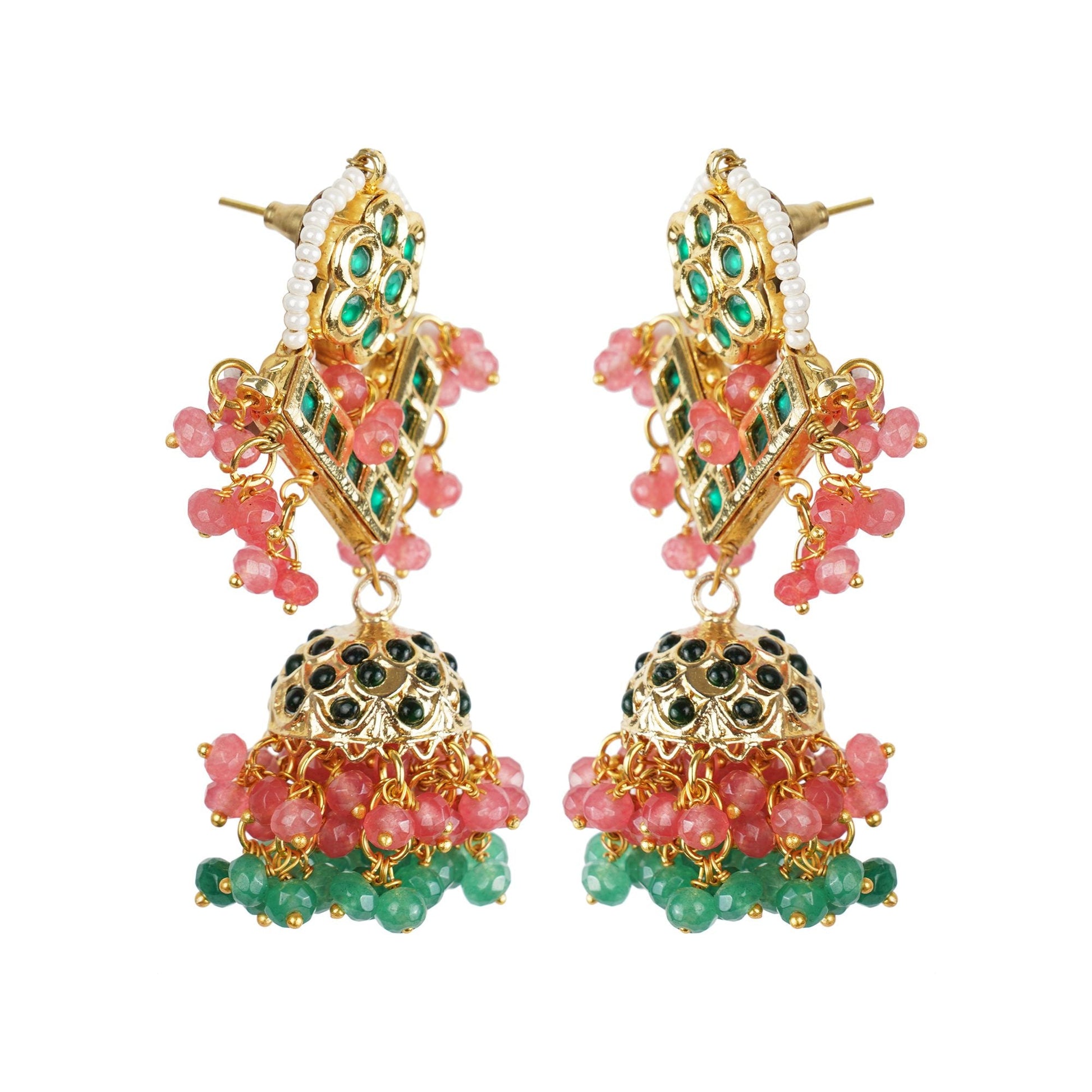 Kundan necklace set is a must-have for women looking to add a touch of elegance and luxury to their ensemble - Auraa Trends