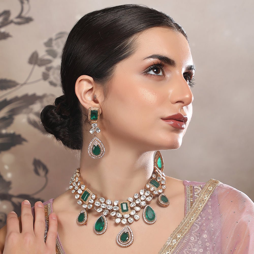 Luxurious Emerald Green and Crystal Kundan Choker Necklace Set - Auraa Trends - Choker - Luxurious Emerald Green and Crystal