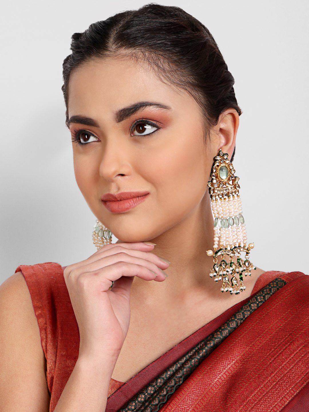 Luxurious Moissanite Chandelier Earrings with Green Accents - Auraa Trends - Chandelier Earrings - chandelier