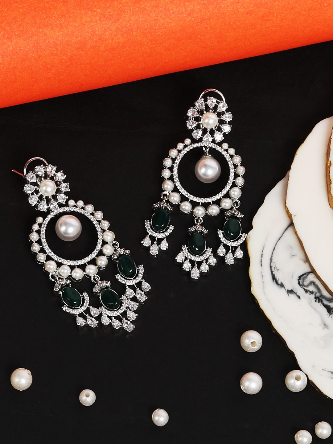 Moissanite Chandelier Earrings with Emerald Accents - Auraa Trends - Chandelier Earrings - Earring Earrings Festive