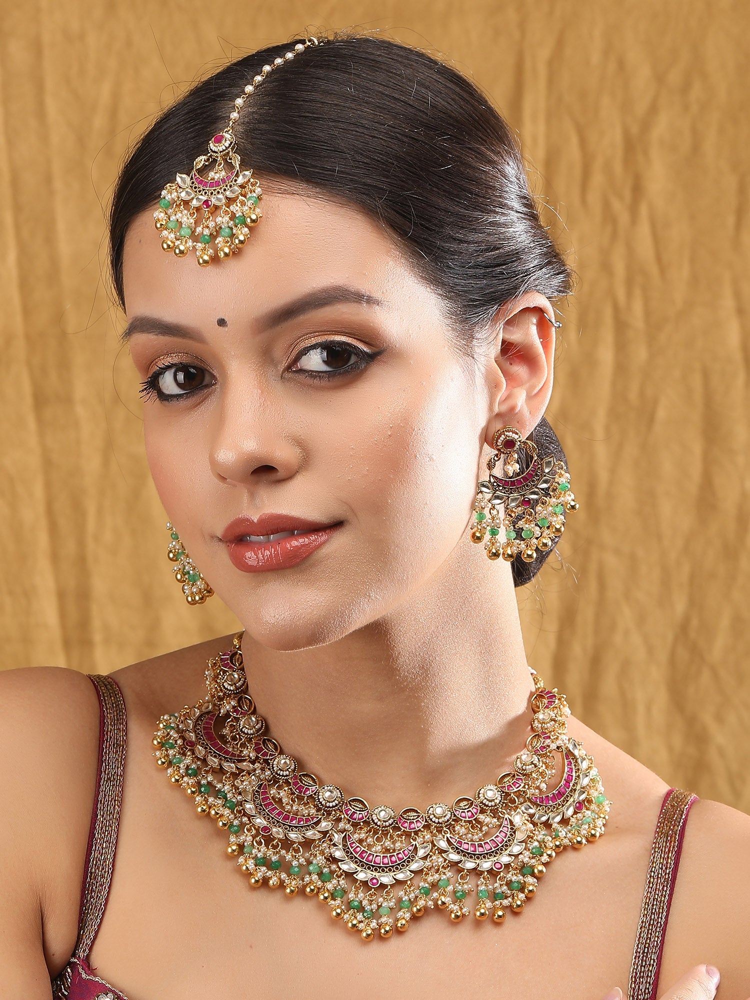 Multicolor Temple Crystal Necklace Set for Women - Auraa Trends - Necklace Set -Necklace Set Auraa Trends Bridal Collection