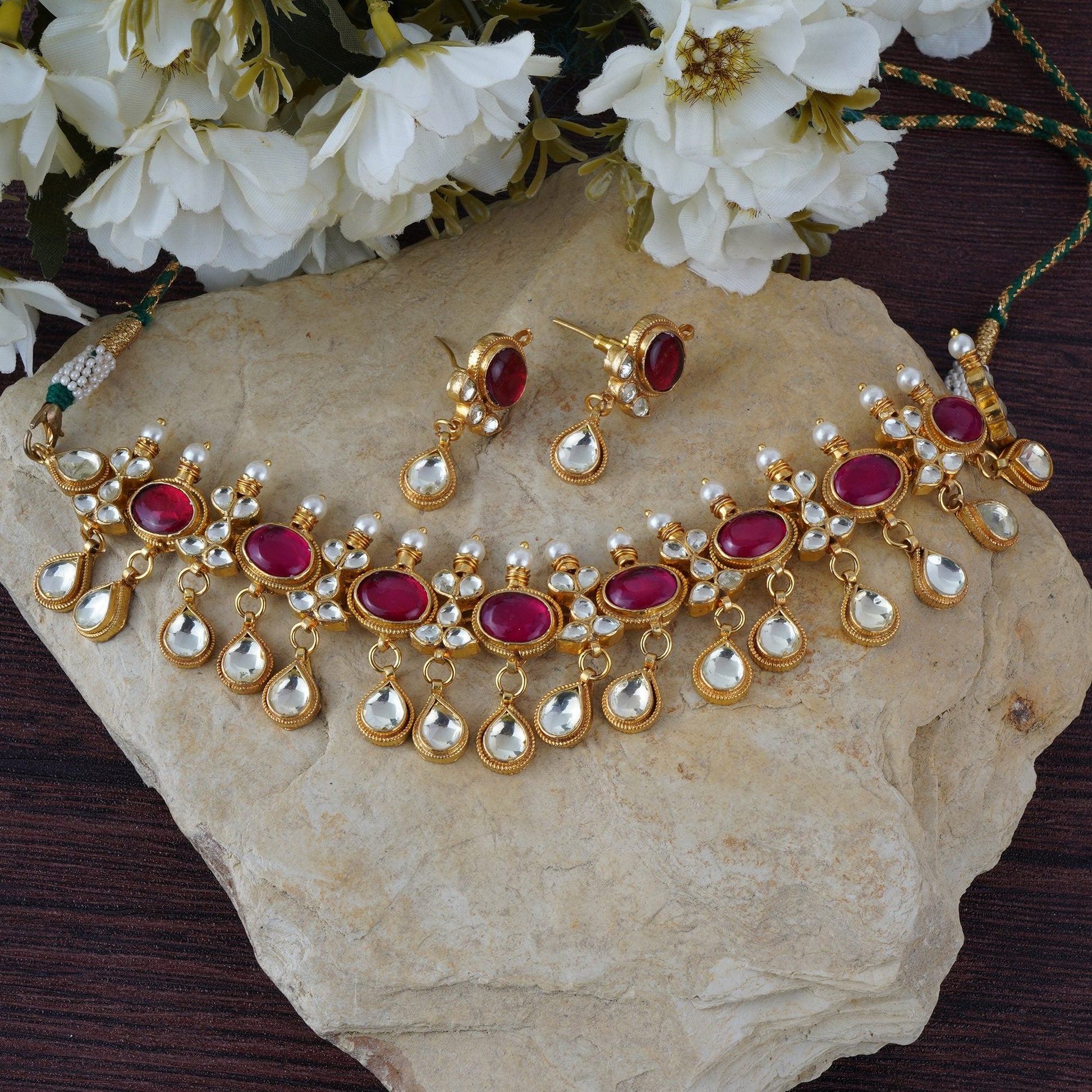 Pristine Choker Set with Red Semi Precious Stone - Auraa Trends - Necklaces Pristine Choker Set with Red Semi Precious Stone