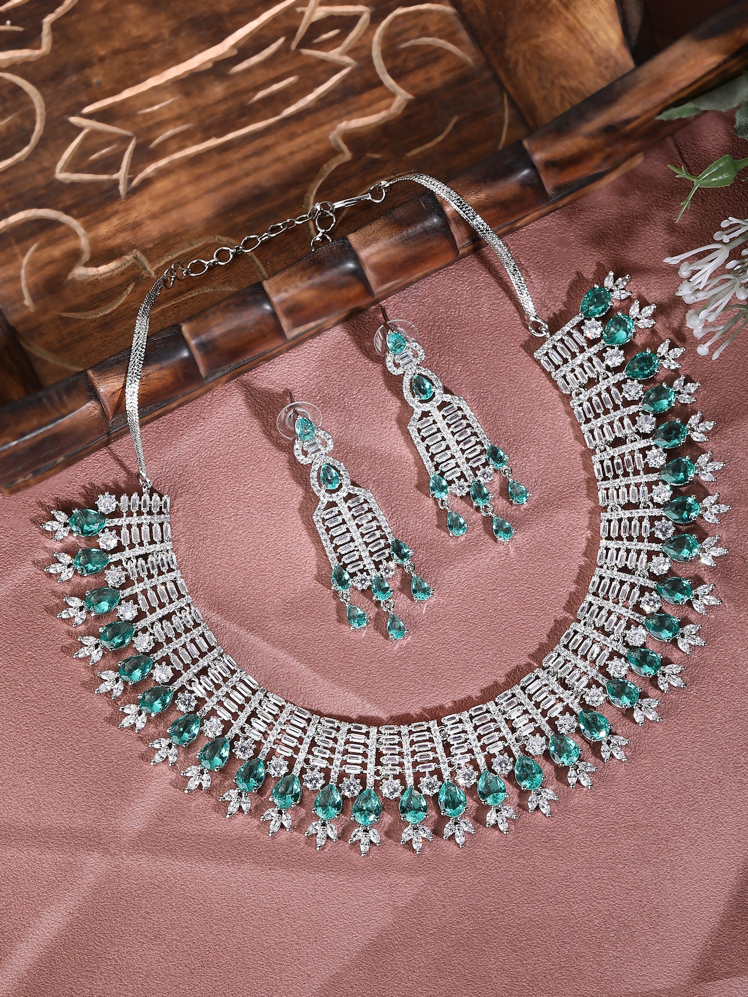 Rhodium Plated American Diamond Zircon Blue Necklace Set For Women and Girls - Auraa Trends - Necklace Set 2-3 Days