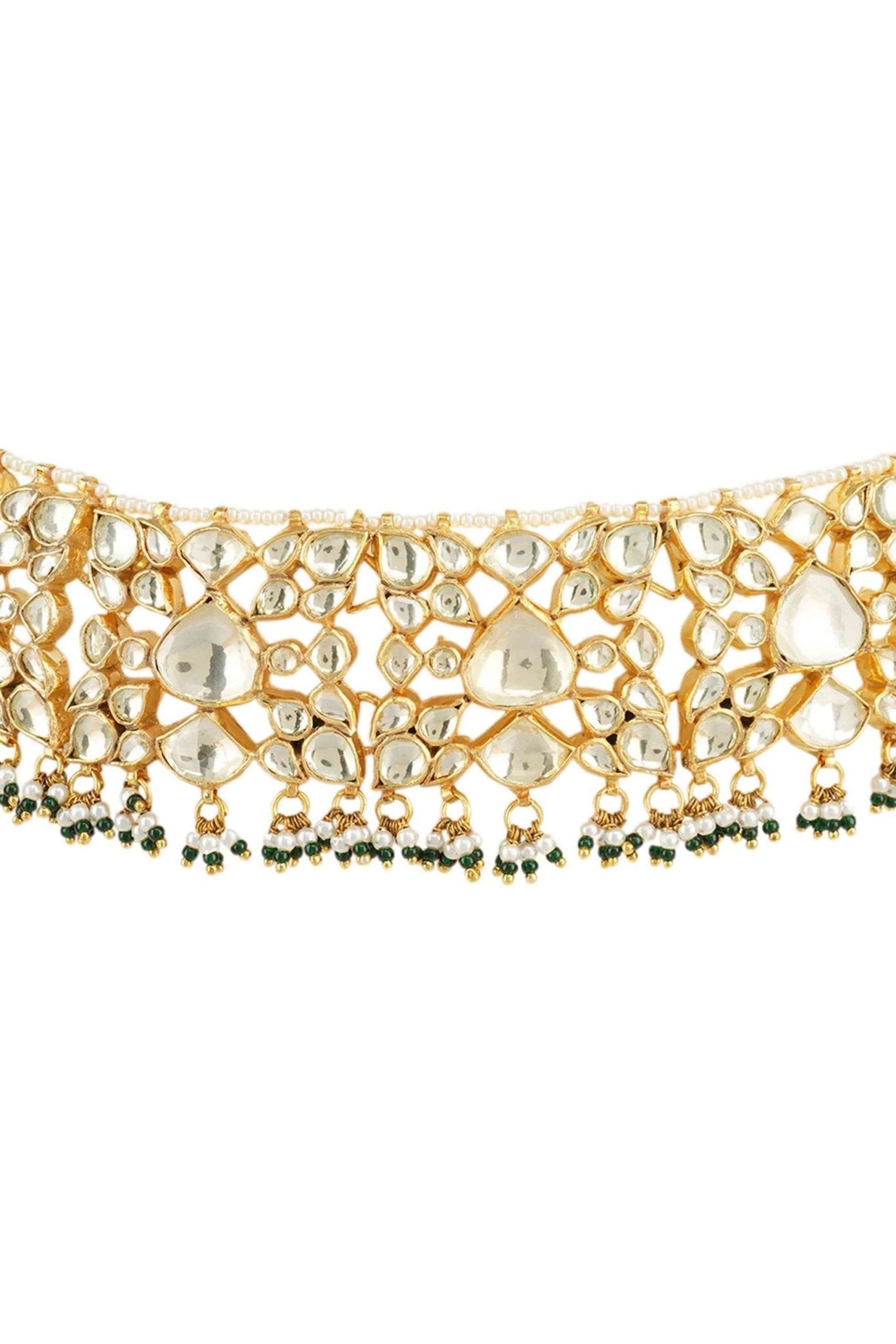 Shining Gold Plated Kundan Choker Necklace Set - Auraa Trends - Choker - # - Auraa Trends - Shining Gold Plated Kundan Choker Necklace Set