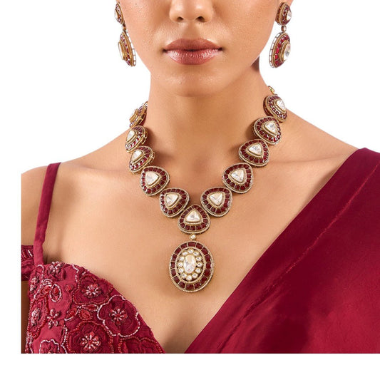 Timeless Red &amp; Kundan Teardrop Necklace Set with Oval Pendant - Auraa Trends - necklace - Timeless Red &amp; Kundan