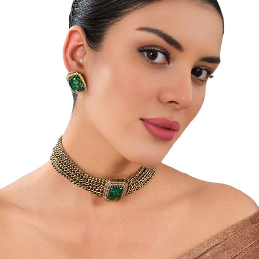 Vintage Emerald Green Choker and Stud Earrings Set - Auraa Trends - Choker - # - Auraa Trends - Vintage Emerald Green Choker and Stud Earrings Set